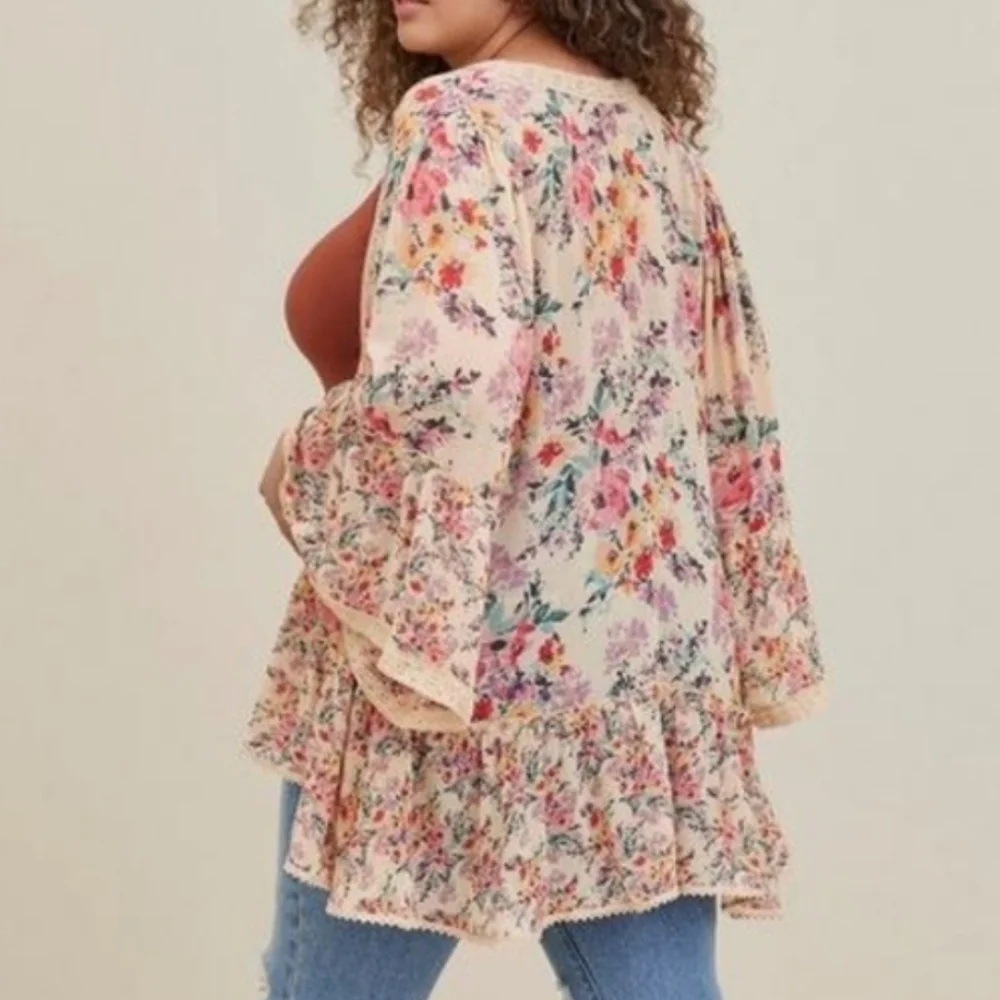 Torrid Ruffle Kimono Chiffon Floral Tan boho cover up beachy vacation size 4x - Picture 2 of 9